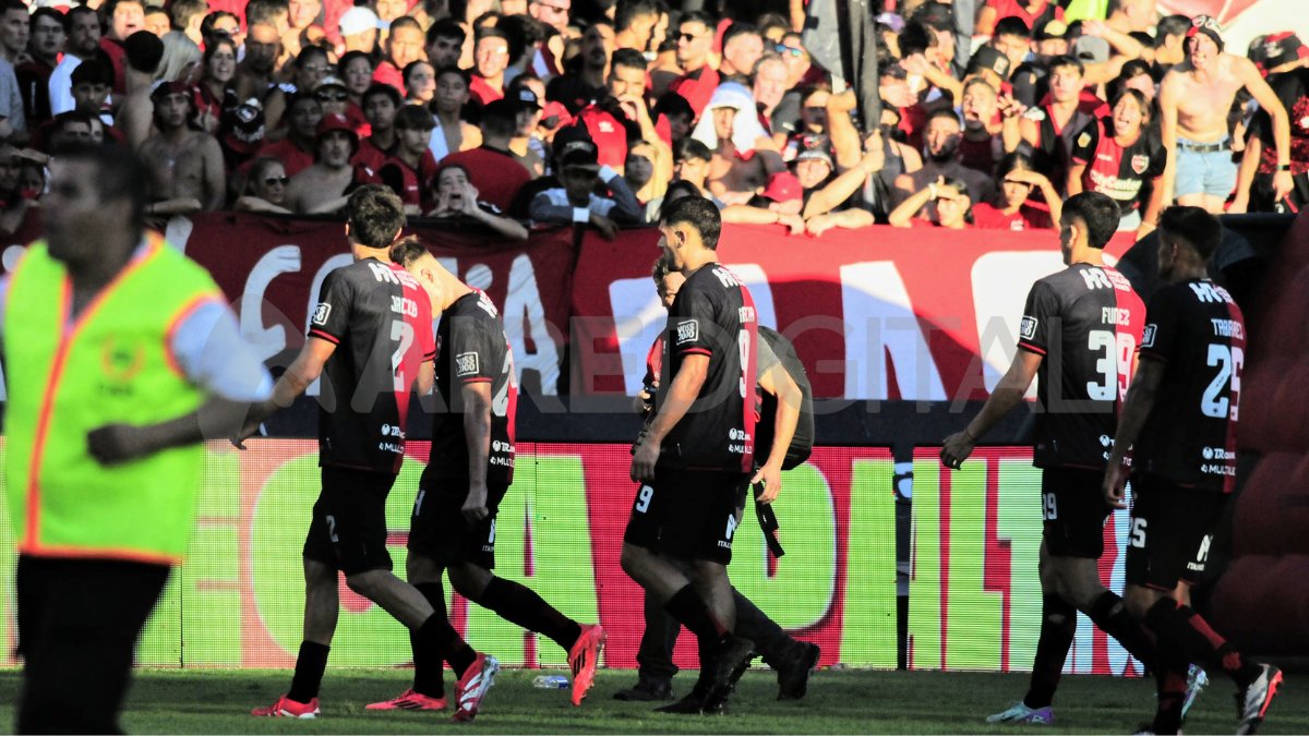 Rosario Central le ganó a Newell's en el clásico. Rosario Central le ganó a Newell's en el clásico.