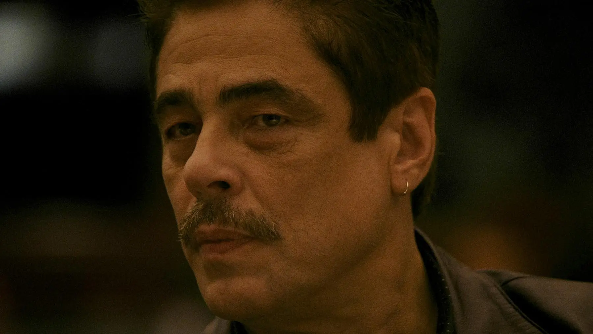El thriller de Netflix que dura 2h 14m y tiene a Benicio del Toro como protagonista