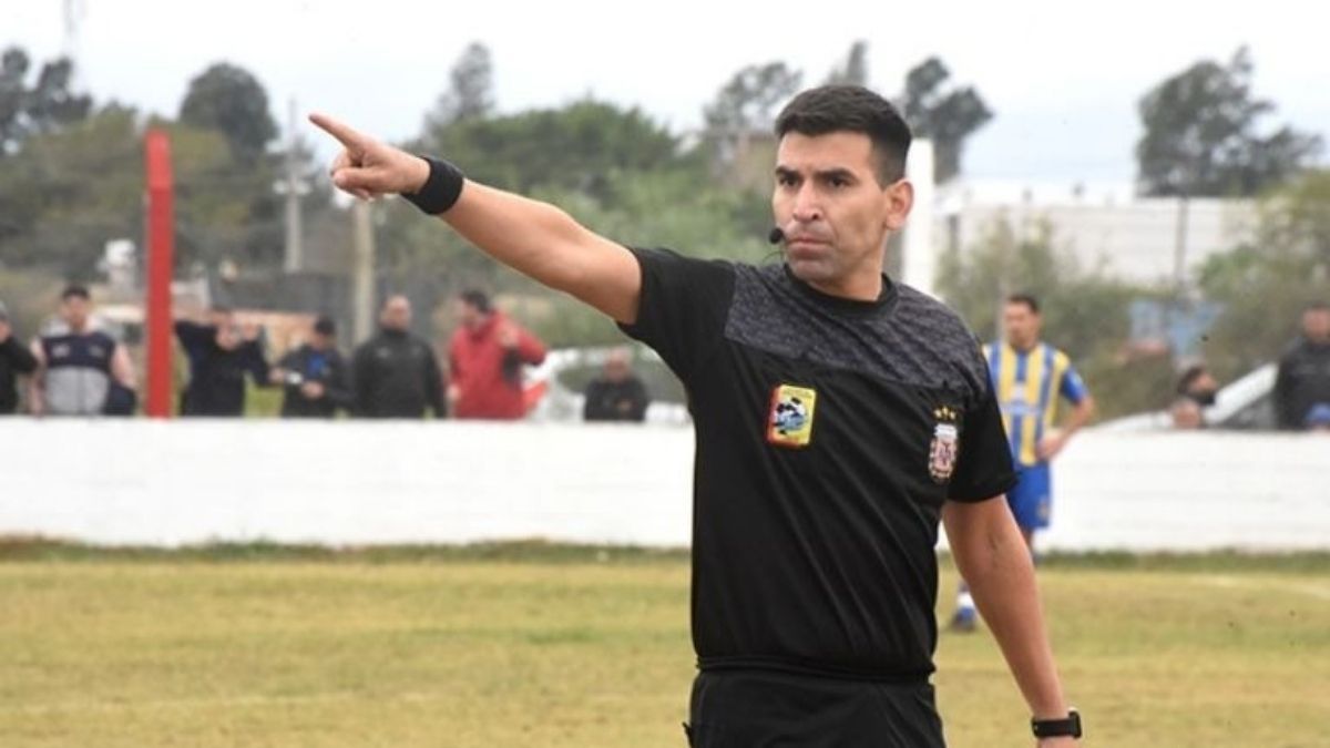 Leandro Dom&iacute;nguez ser&aacute; el &aacute;rbitro de la primera final entre Ben Hur y Juventud Unida.