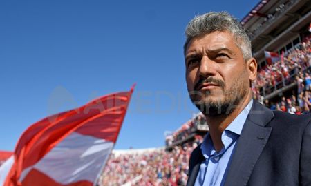 Gustavo Munúa dejó de ser el DT de Club Atlético Unión. Gustavo Munúa dejó de ser el DT de Club Atlético Unión.