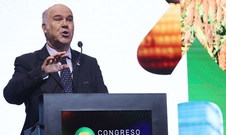 “Es la primera vez que estamos cambiando la terapia, el tratamiento, dijo, entre otras frases, el funcionario. “Es la primera vez que estamos cambiando la terapia, el tratamiento, dijo, entre otras frases, el funcionario.