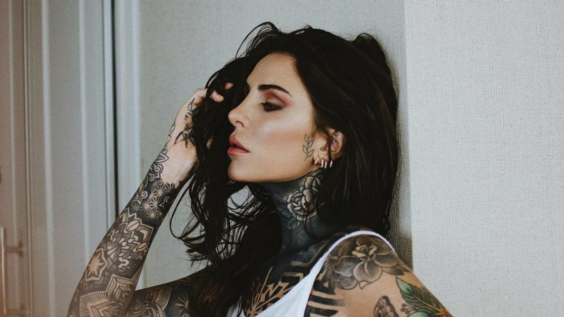 Cande Tinelli calentó las redes con una foto ultra hot