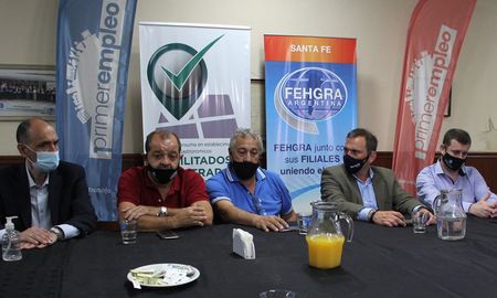 La Provincia presentó el programa Primer Empleo a hoteleros y gastronómicos. La Provincia presentó el programa Primer Empleo a hoteleros y gastronómicos.