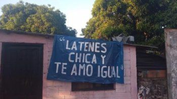 Habló la mujer que dedicó inusual cartel romántico por San Valentín: No lo escraché, le dije que lo que tiene lo sabe usar muy bien