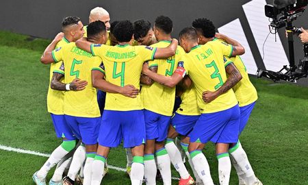 El seleccionado de Brasil goleó este lunes a Corea del Sur por 4-1 con una gran exhibición de fútbol durante el primer tiempo, y jugará los cuartos de final del Mundial de Qatar 2022 ante Croacia. El seleccionado de Brasil goleó este lunes a Corea del Sur por 4-1 con una gran exhibición de fútbol durante el primer tiempo, y jugará los cuartos de final del Mundial de Qatar 2022 ante Croacia.