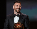 Lionel Messi lidera la historia del Balón de Oro con ocho premios y se convirtió en el futbolista más galardonado desde la creación de la distinción en 1956. Lionel Messi lidera la historia del Balón de Oro con ocho premios y se convirtió en el futbolista más galardonado desde la creación de la distinción en 1956.