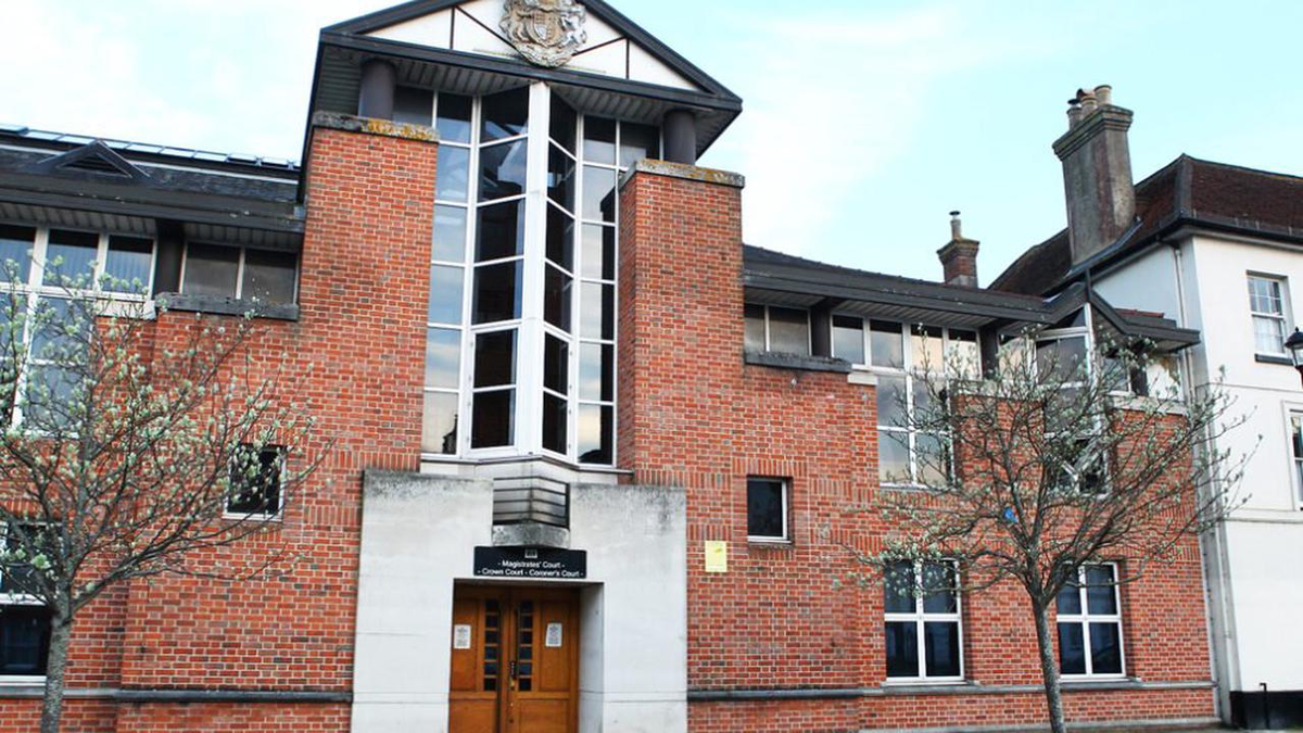 La docente de 24 años, de Estados Unidos, fue descubierta por la madre del alumno.