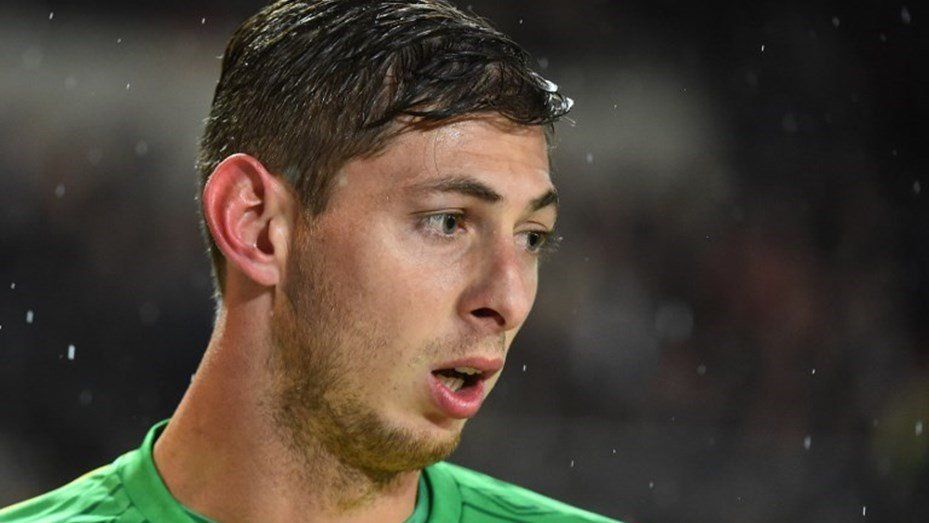 Encontraron restos del avión y reanudan la búsqueda oficial de Emiliano Sala