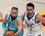 Facundo Campazzo tuvo una destacada actuación en el triunfo de Denver Nuggets ante Charlotte por la NBA.