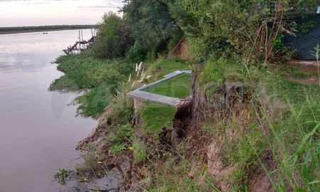 Así quedó el terreno de la casa de Alejandro Fantino tras el derrumbe. Así quedó el terreno de la casa de Alejandro Fantino tras el derrumbe.