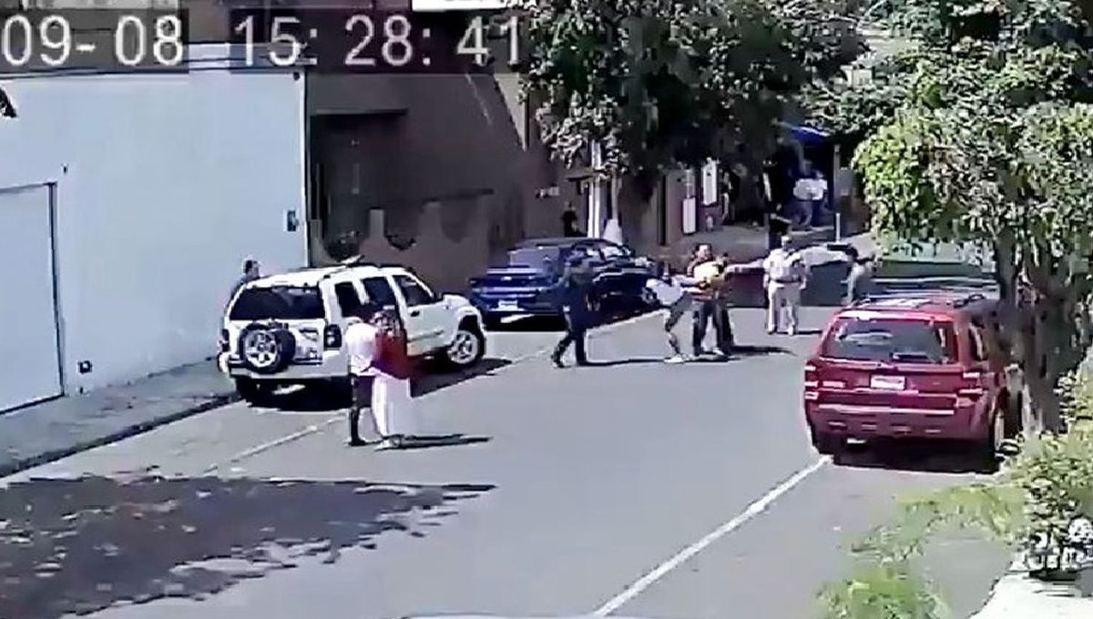Video: mujer experta en jiu jitsu detuvo al motochoro que la asaltó y le dio una tremenda paliza
