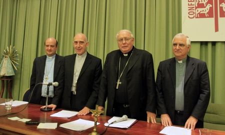la iglesia renunciara en forma gradual