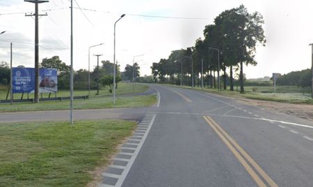 Detuvieron a tres hombres que trasladaban 8 terneros en un auto, en ruta 1, a la altura de Cayastá. Detuvieron a tres hombres que trasladaban 8 terneros en un auto, en ruta 1, a la altura de Cayastá.
