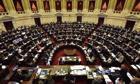 tras su publicacion en el boletin oficial, entro en vigencia la ley de emergencia tras su publicacion en el boletin oficial, entro en vigencia la ley de emergencia