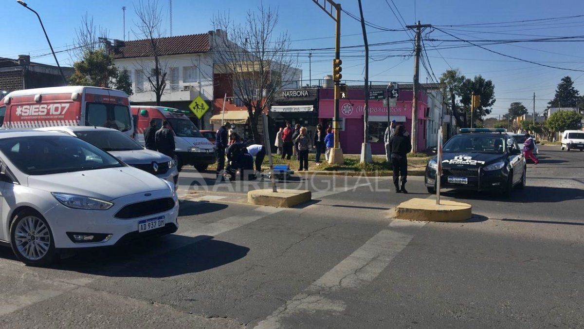 Ambas mujeres fueron trasladadas en ambulancia hasta el Hospital Cullen.&nbsp;