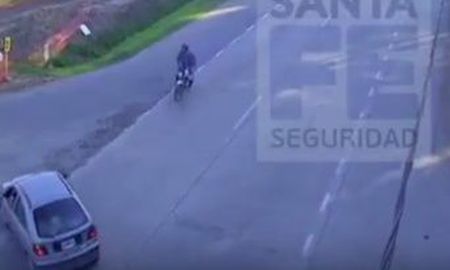 video: impresionante choque en jorge newbery y wilde video: impresionante choque en jorge newbery y wilde