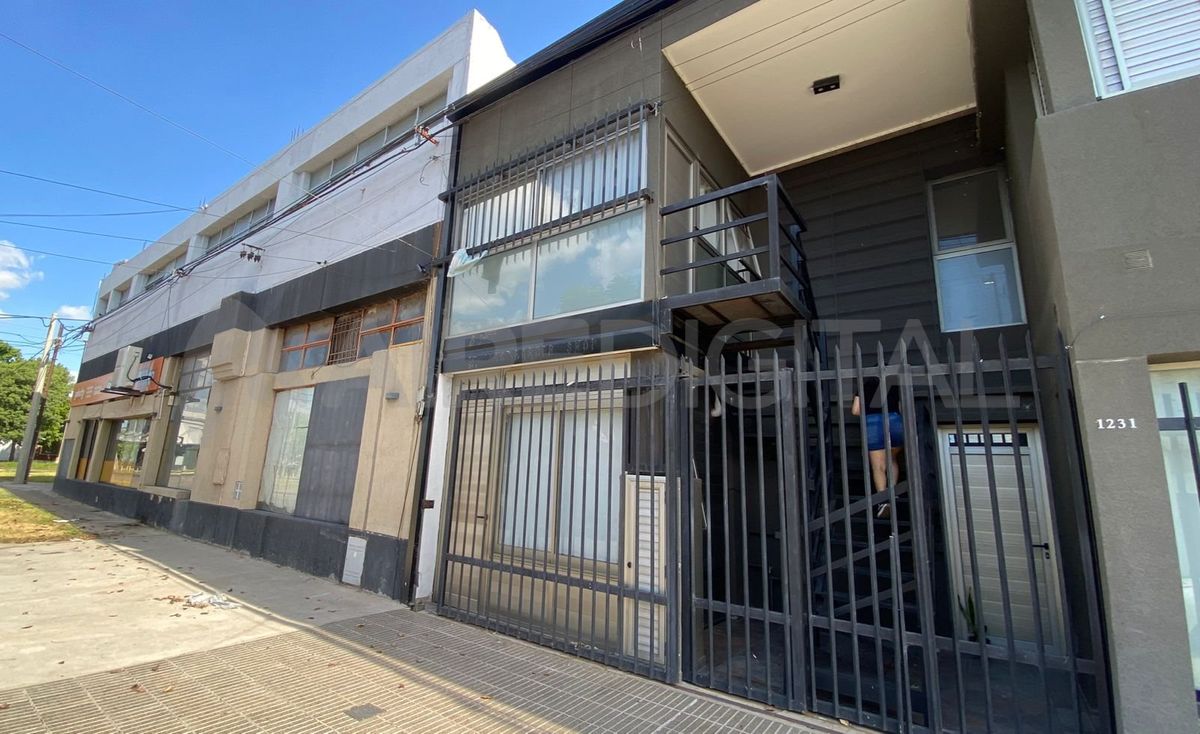 La vivienda que fue blanco del robo se ubica en Ricardo Aldao al 1200