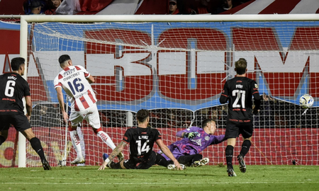 Unión recibe a Estudiantes de La Plata en el 15 de Abril en el inicio del Torneo Clausura de Primera División. Unión recibe a Estudiantes de La Plata en el 15 de Abril en el inicio del Torneo Clausura de Primera División.