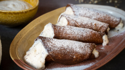 Cannoli de tiramisú: el secreto para fusionar dos clásicos italianos en un postre perfecto