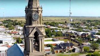 Restauraron el reloj y el campanario de la Iglesia de Pilar rumbo a los 150 años del pueblo