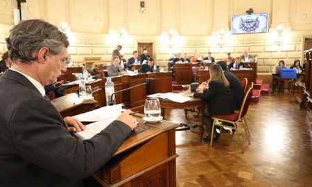 El Senado de Santa Fe dio media sanción el Mensaje N° 42/2026, correspondiente a la nueva Ley de Proceso Contencioso Administrativo de la Provincia. El Senado de Santa Fe dio media sanción el Mensaje N° 42/2026, correspondiente a la nueva Ley de Proceso Contencioso Administrativo de la Provincia.