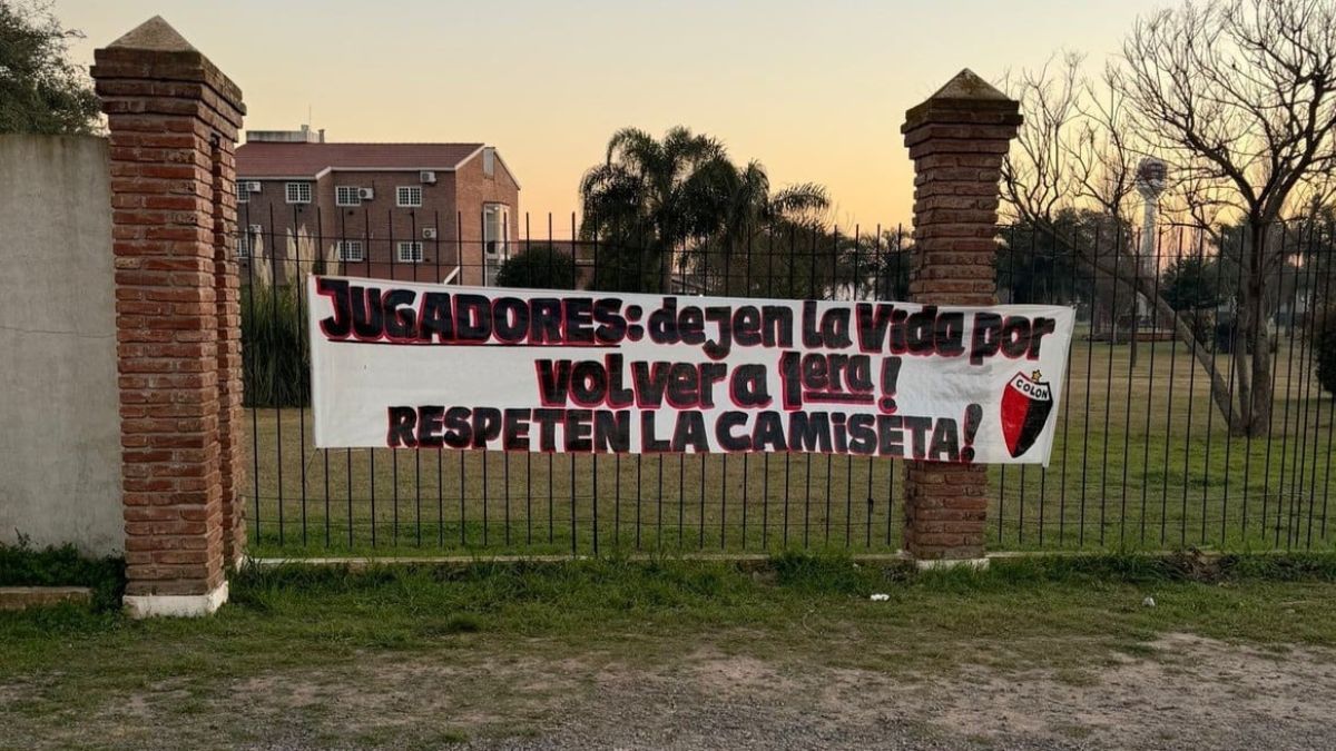 El mensaje que apareció en el predio de Colón. El mensaje que apareció en el predio de Colón.