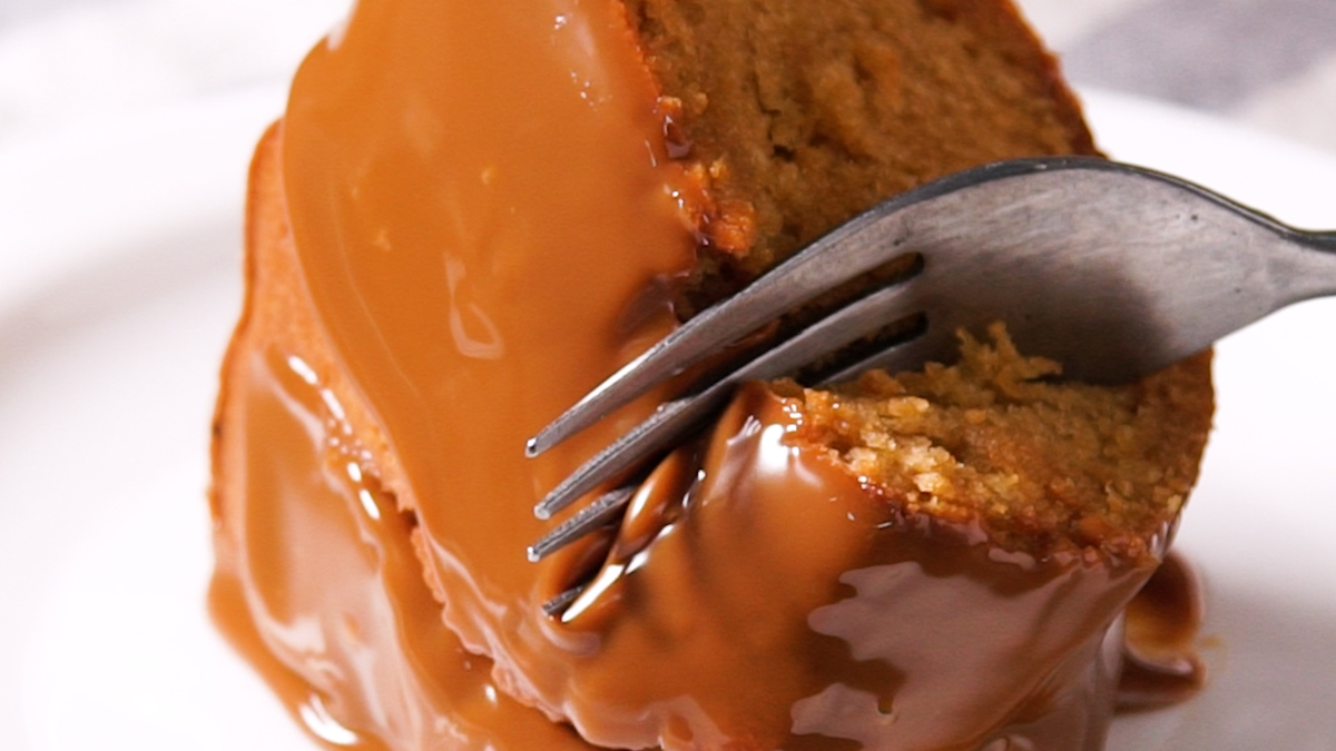Jimena Monteverde compartió su receta fácil y rápida para hacer el mejor budín de dulce de leche en casa. Jimena Monteverde compartió su receta fácil y rápida para hacer el mejor budín de dulce de leche en casa.