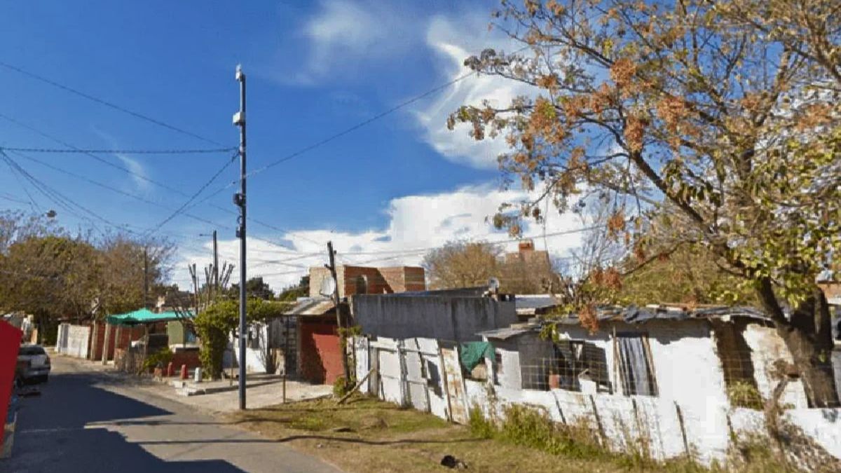 La ciudad de Rosario se ve nuevamente sacudida por un acto de violencia extrema.