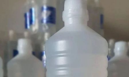 ANMAT prohibió comercialización de alcohol etílico ANMAT prohibió comercialización de alcohol etílico