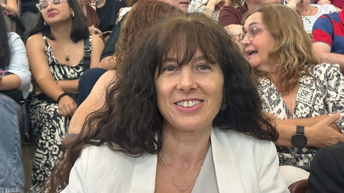 Laura Tarabella fue electa este jueves y es oficialmente la primera mujer en dirigir la Universidad Nacional del Litoral.