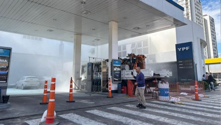 El curioso simulacro de incendio en una YPF de Bulevar que sorprendió a todos
