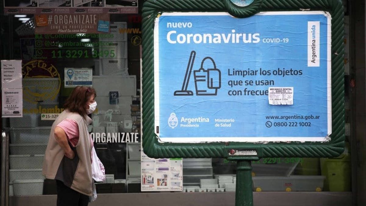 Argentina enfrenta altas cifras de contagios diarios de coronavirus, en medio de una relajación de la cuarentena.