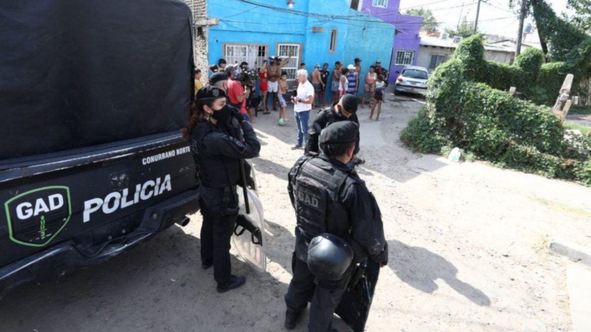 Indagarán A Los 9 Policías Detenidos En Una Causa Por Un Crimen ...