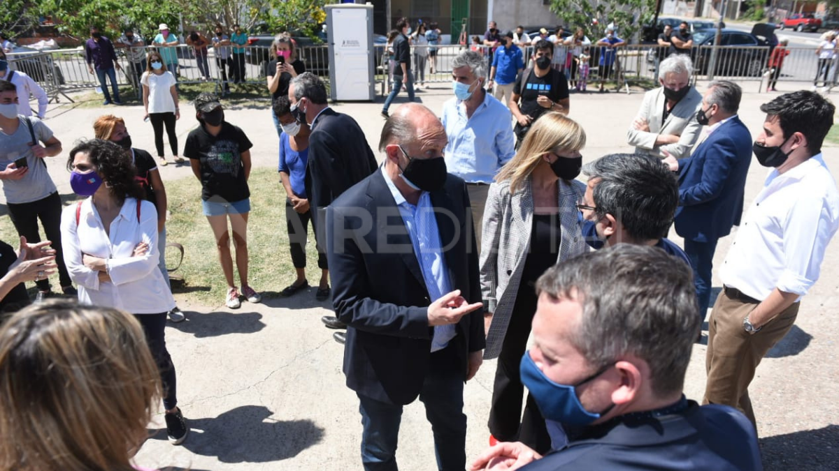 Perotti cierra una jornada de marchas y contramarchas en cuanto a los pasos a seguir en medio de la pandemia de coronavirus