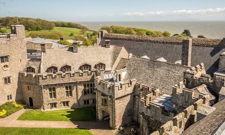 Un santafesino estudiará en el castillo UWC de Gales. Un santafesino estudiará en el castillo UWC de Gales.