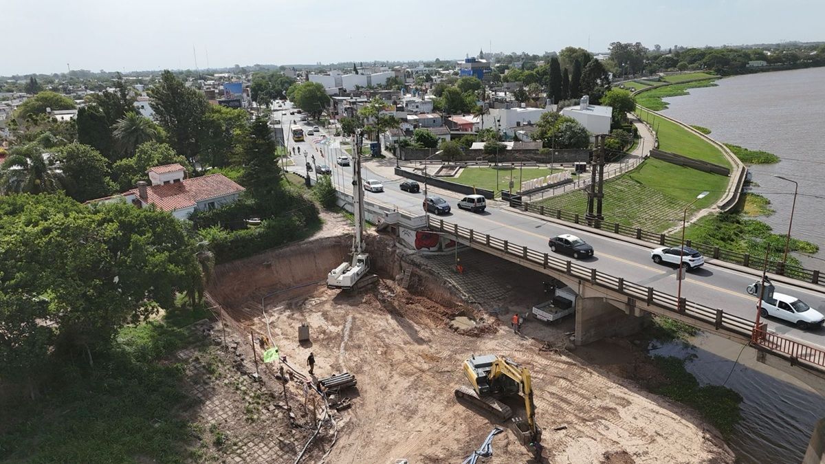 Llegan las primeras vigas del nuevo Puente Santa Fe–Santo Tomé