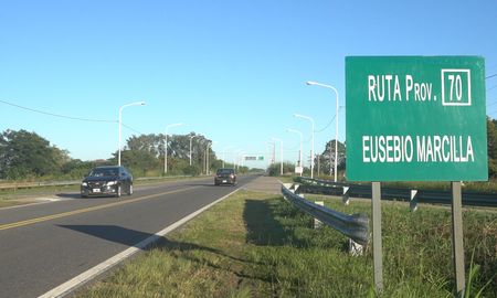 Las tareas de modernización y restauración del alumbrado ya comenzaron en los primeros 2.200 metros de la traza. Las tareas de modernización y restauración del alumbrado ya comenzaron en los primeros 2.200 metros de la traza.