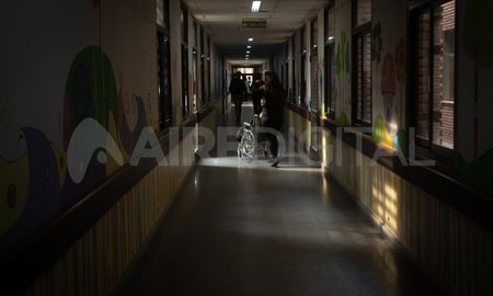 La niña mordida por el perro fue trasladada al Hospital de Niños Orlando Alassia La niña mordida por el perro fue trasladada al Hospital de Niños Orlando Alassia