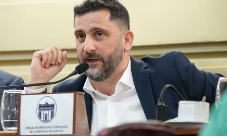 Mariano Cuvertino, diputado provicial de Unidos para cambiar Santa Fe Mariano Cuvertino, diputado provicial de Unidos para cambiar Santa Fe