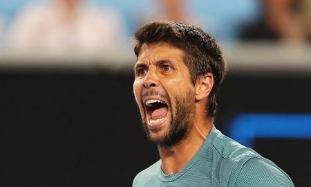 Fernando Verdas demandará a la organización de Roland Garros por considerar que le impidieron jugar el Grand Slam parisino. Fernando Verdas demandará a la organización de Roland Garros por considerar que le impidieron jugar el Grand Slam parisino.