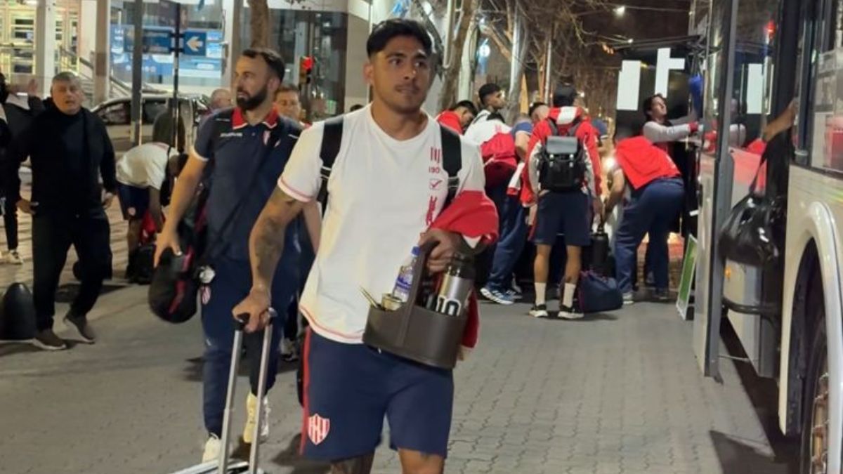 El plantel de Unión ya está en Mendoza para enfrentar a River.