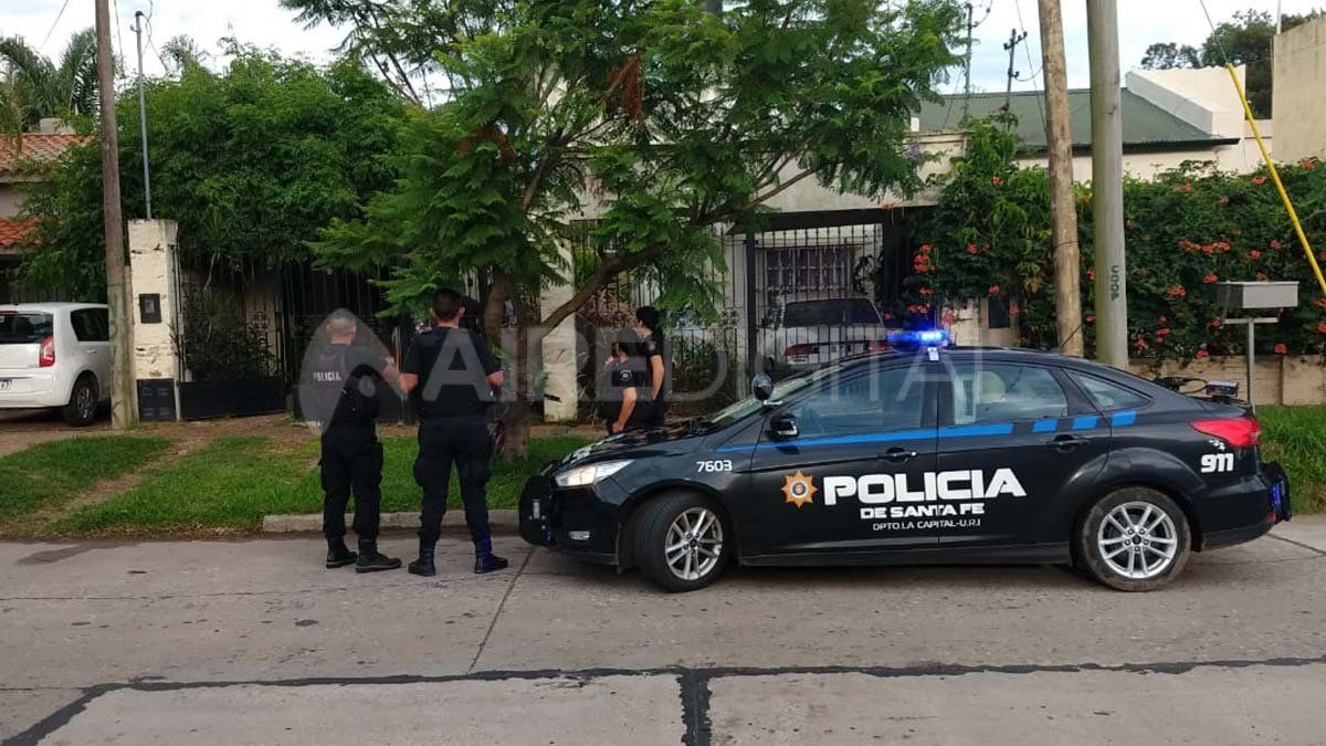 Riobamba 7800. La polic&iacute;a trabaja en el lugar