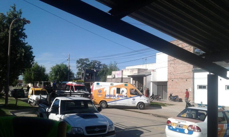 Dos hombres sufrieron una fuerte descarga eléctrica en Alto Verde