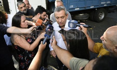 El intendente de Rosario, Pablo Jakvin, reclamó una vez más un trabajo coordinado para enfrentar al narcotráfico. El intendente de Rosario, Pablo Jakvin, reclamó una vez más un trabajo coordinado para enfrentar al narcotráfico.