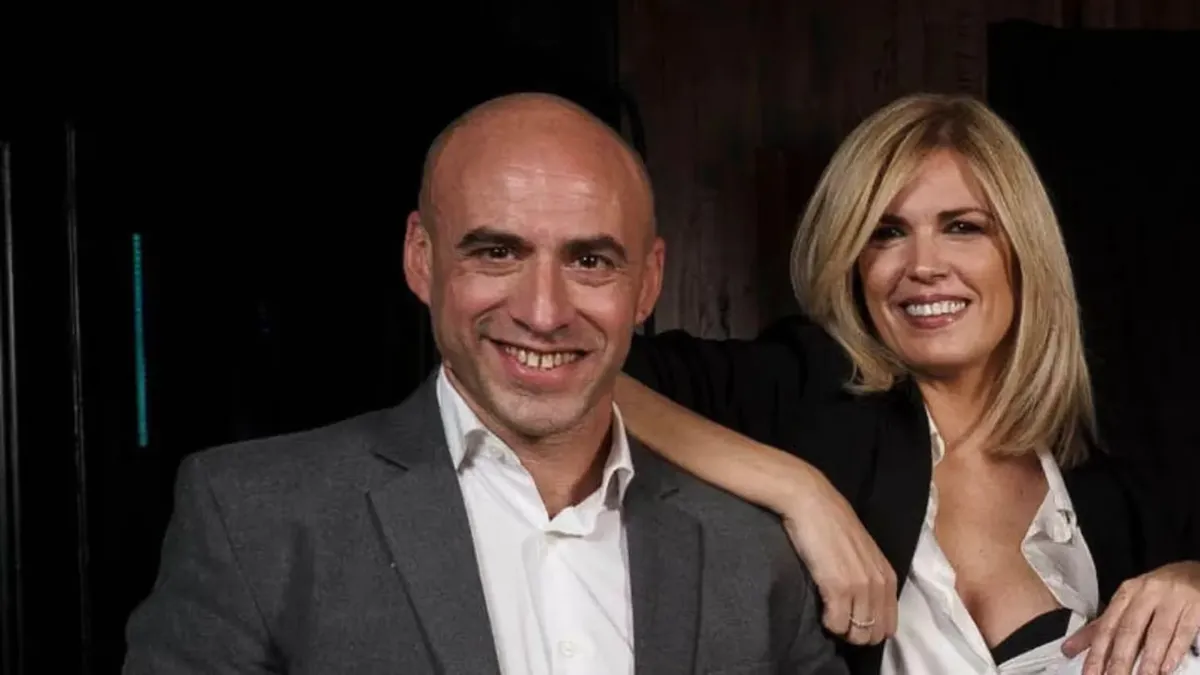 Desde hace unas semanas, se rumorea que Esteban “El Pelado” Trebucq tiene un romance con Viviana Canosa. Desde hace unas semanas, se rumorea que Esteban “El Pelado” Trebucq tiene un romance con Viviana Canosa.
