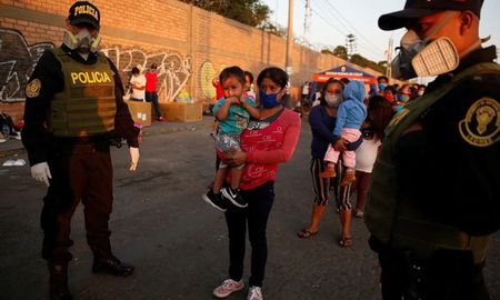 En Perú hubo un incremento de 3.483 nuevos casos en las últimas 24 horas, para llegar a un total de 40.459 desde que comenzó la pandemia de Covid-19 En Perú hubo un incremento de 3.483 nuevos casos en las últimas 24 horas, para llegar a un total de 40.459 desde que comenzó la pandemia de Covid-19