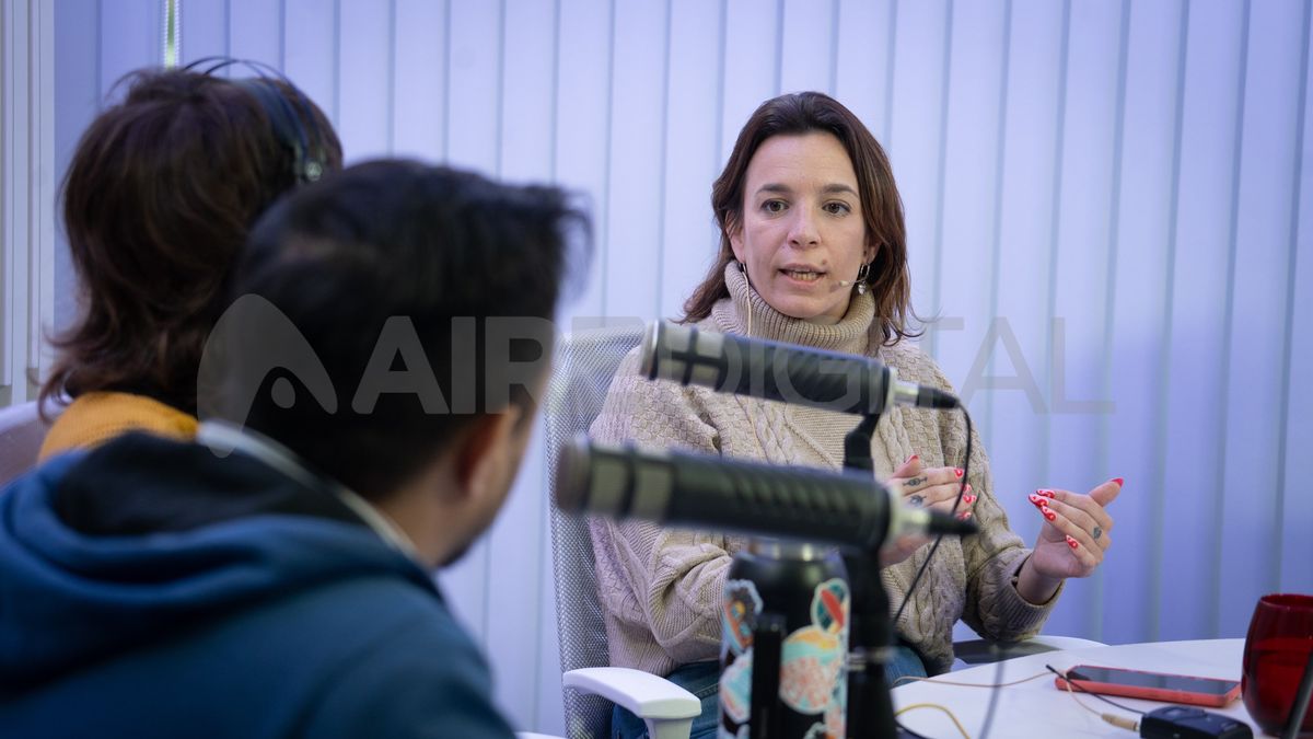 La precandidata hizo referencia a la necesidad de contar con una nueva generación en política. “Es lo que venimos planteando. No vamos a resolver los problemas que tenemos si seguimos insistiendo con las mismas recetas". La precandidata hizo referencia a la necesidad de contar con una nueva generación en política. “Es lo que venimos planteando. No vamos a resolver los problemas que tenemos si seguimos insistiendo con las mismas recetas".