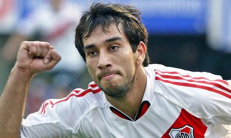 pipino cuevas, otra vez internado por dengue pipino cuevas, otra vez internado por dengue