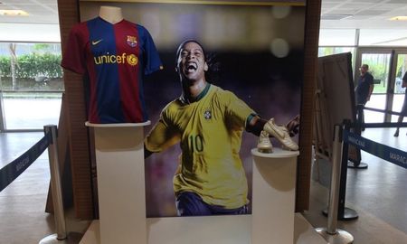 el maracana homenajeo a ronaldinho el maracana homenajeo a ronaldinho