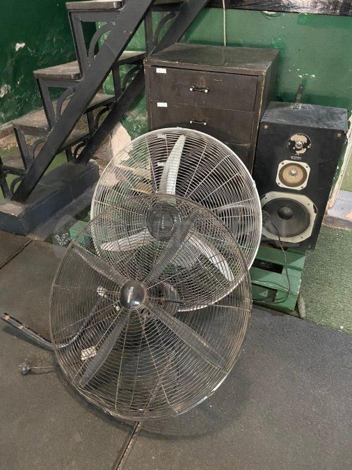 Habían preparado más ventiladores para llevárselos.